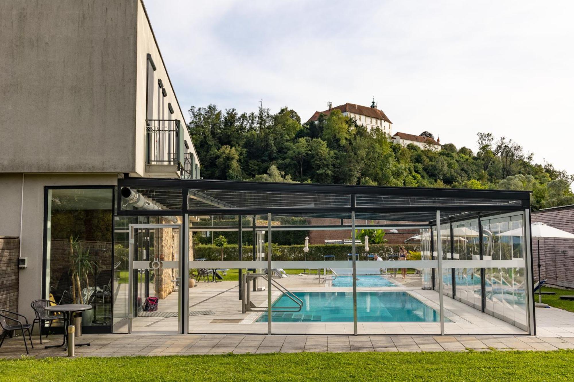 Kaiser Von Oesterreich, Historik- Und Thermalhotel Бад-Радкерсбург Экстерьер фото